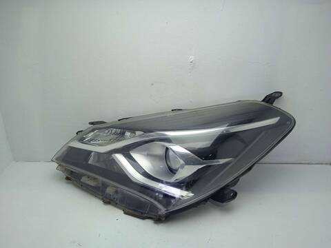 Faro Izquierdo Toyota Yaris HYBRID ACTIVE 101CV