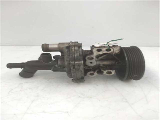 Foto 2ª: Bomba de Agua Ford Transit 2.4 DI F_A_ F_B_ F_C_ F_D_) (2000)