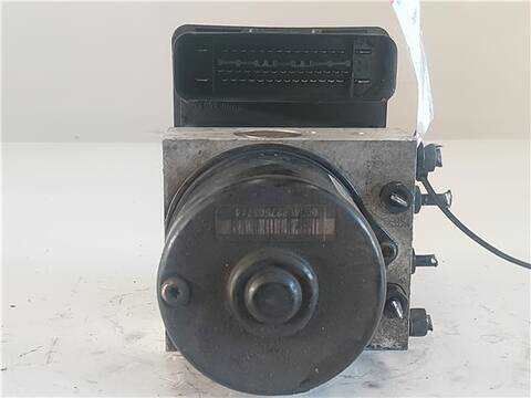 Foto 1ª: Abs Volkswagen Golf 1.9 TDI BERLINA 110CV 81KW [ASV] (2001)