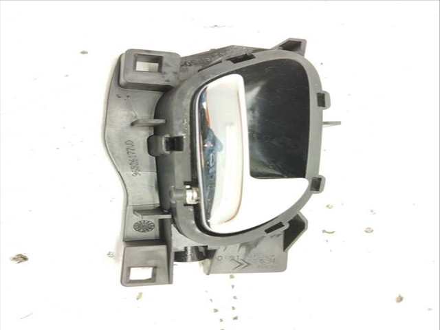 Maneta Interior Delantera Derecha Peugeot 407 ST CONFORT 136CV 100KW