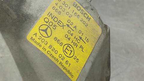 Foto 4ª: Faro Derecho Mercedes Clase C 160 220 CDI 203.006) BERLINA 143CV 105KW [OM611962] (2002)