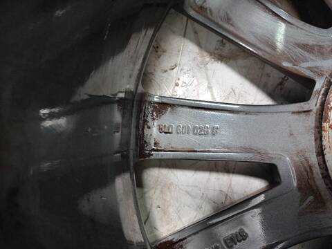 Foto 3ª: LLanta Chapa Skoda Yeti ACTIVE 105CV [CBZB] (2009)