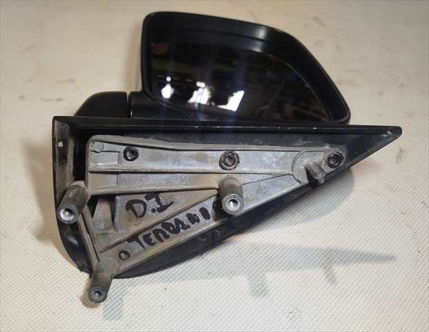 Foto 4ª: Retrovisor Izquierdo Nissan Terrano 2.7 D II TD 3P [TD27 TURBO] (1993)