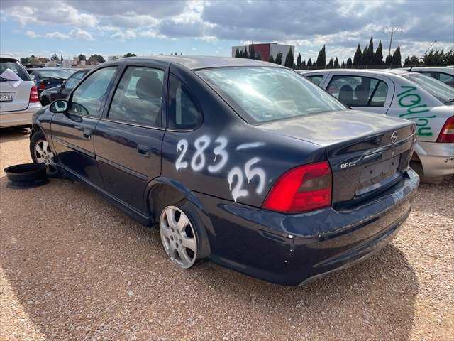 Foto 2ª: Puerta Trasera Izquierda Opel Vectra 2.0 DTI 82CV [X20DTL] (2001)
