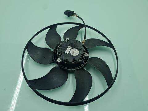 Foto 2ª: Electroventilador Audi A4 BASICO AVANT 150CV 110KW [DEUA] (2017)
