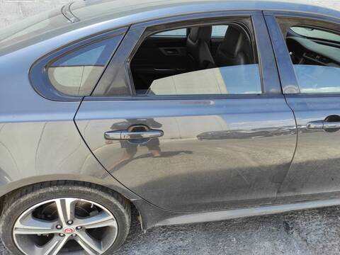 Puerta Trasera Derecha Jaguar XF 204DTH