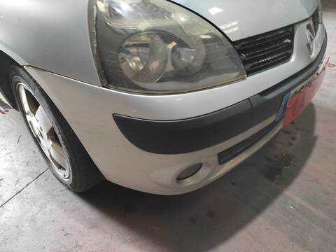 Foto 2ª: Paragolpes Delantero Renault Clio K9K702 (2003)