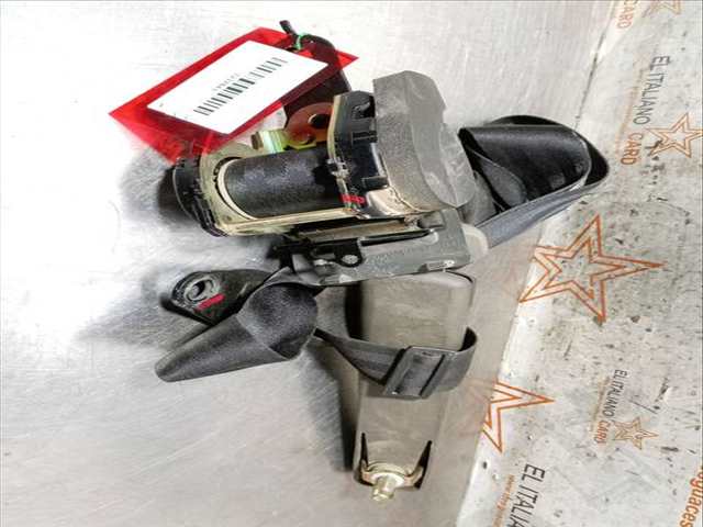 Cinturón Trasero Izquierdo Nissan Terrano SLX 3-PTAS.) 101CV 74KW