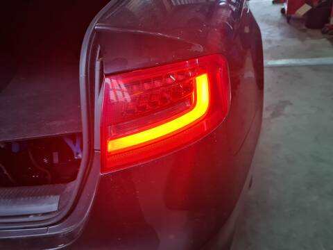 Foto 2ª: Piloto Trasero Derecho Audi A4 BASIS 150CV 110KW [CJCD] (2014)