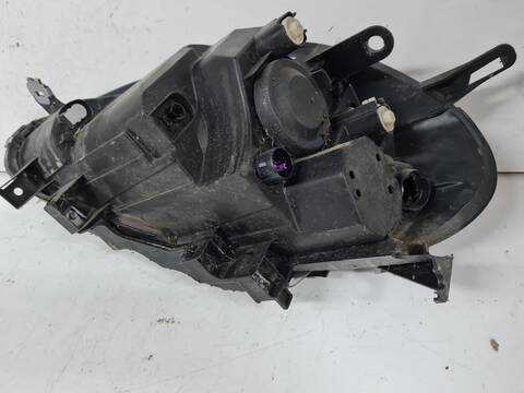 Foto 2ª: Faro Derecho Fiat Punto DYNAMIC 75CV 55KW [199A9000] (1950)
