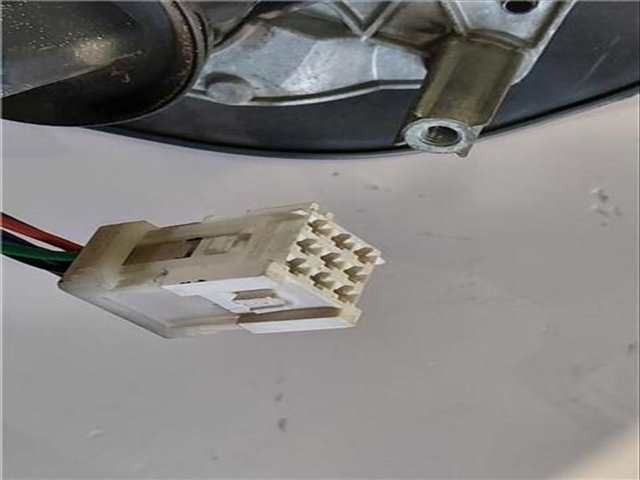 Foto 3ª: Retrovisor Derecho Peugeot 206 1.9 D 69CV 51KW [WJZ (DW8)] (2000)