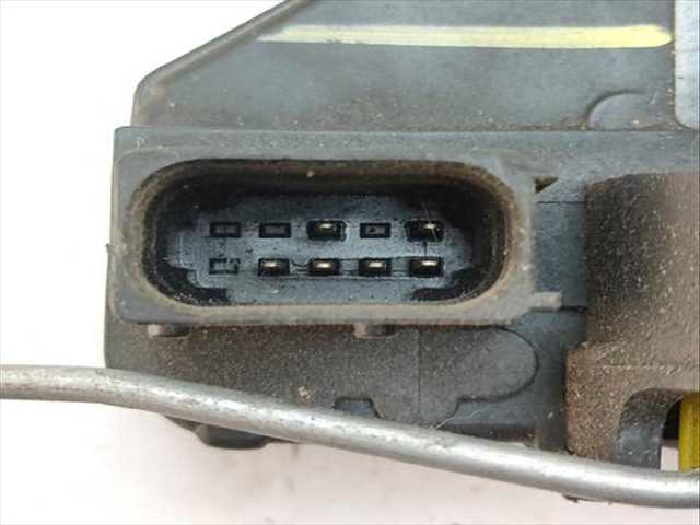 Foto 3ª: Cerradura Puerta Delantera Izquierda Opel Astra 1.7 CDTI 68) (2009)