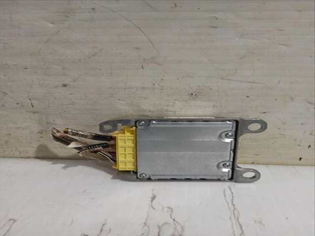 Foto 3ª: Centralita Airbag Toyota Auris 1.33 DUAL-VVTI NRE150_) 101CV [1NR-FE] (2006)