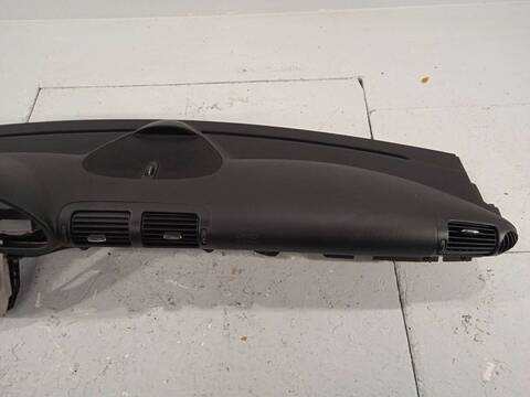 Foto 3ª: Salpicadero Mercedes Clase C 160 1.8 CAT COUPE 163CV 120KW (2006)