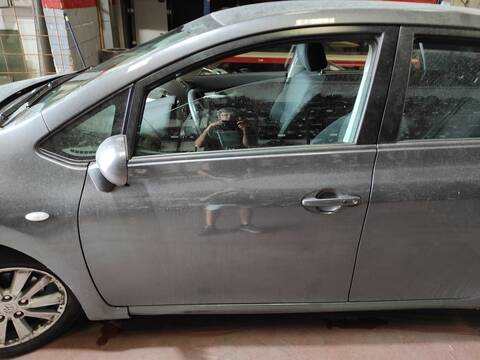 Puerta Delantera Izquierda Toyota Auris 1ZRFE