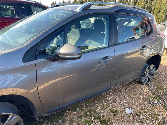 Foto 2ª: Puerta Delantera Izquierda Peugeot 2008 1.6 HDI 100cv [BH02] (2016)