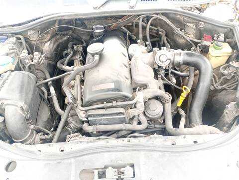 Foto 1ª: Inyectores Volkswagen Touareg 2.5 R5 TDI 174CV 128KW [BAC,BPE]