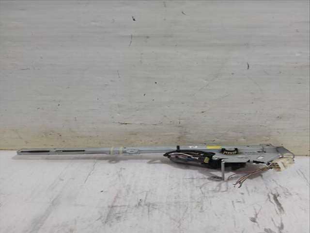 Elevalunas Manual Trasero Izquierdo Mercedes Clase C 160 CLK 240 209.361) 170CV