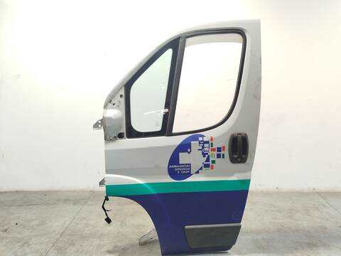 Foto 1ª: Puerta Delantera Izquierda Fiat Ducato 130 MULTIJET 2 3 D 131CV 96KW FURGONETA [F1AE3481D] (2015)