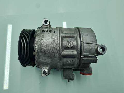 Foto 3ª: Compresor Aire Acondicionado Volkswagen Passat 2.0 TDI BERLINA 140CV 103KW [CBA] (2010)