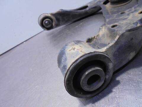 Foto 3ª: Brazo Suspension Delantero Izquierdo Nissan Pathfinder 2.5 DCI LE 190CV 140KW [YD25DDTI] (2008)