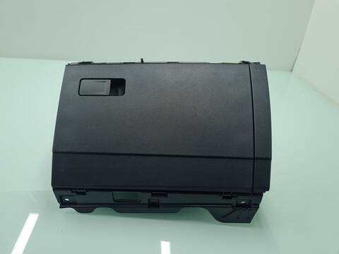 Guantera Volkswagen Golf LIFE 115CV 85KW