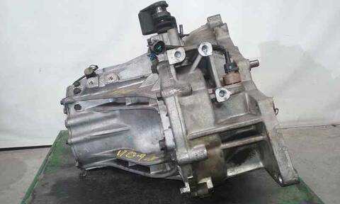 Foto 3ª: Caja Cambios Hyundai Santa Fe 2.0 GLS CRDI 4X4 113CV 83KW [D4EA] (2001)