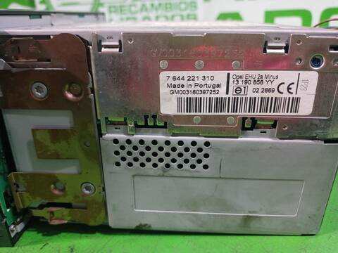Foto 2ª: Sistema Audio Radio CD Opel Zafira COSMO 120CV 88KW [Z19DT] (2007)