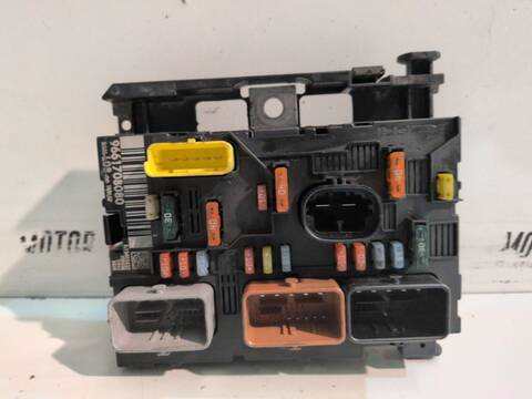 Caja Reles Fusibles Citroen C4 9HZ PICASSO