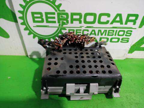 Foto 2ª: Caja Reles Fusibles Opel Zafira ELEGANCE 82CV 60KW [X20DTL] (2000)