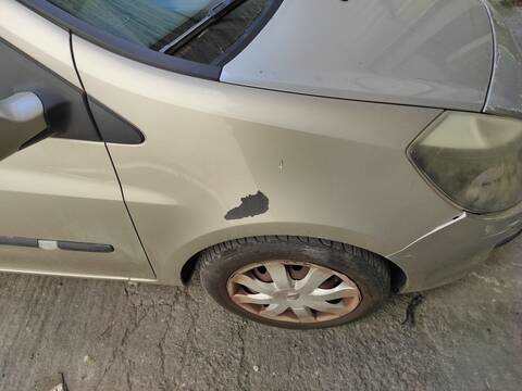 Aleta Delantera Derecha Renault Clio D4F784