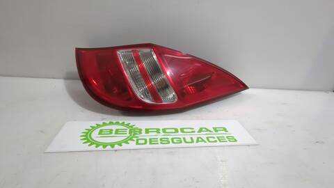 Foto 3ª: Piloto Trasero Derecho Hyundai i30 1.6 CRDI 90CV 66KW [D4FB] (2010)