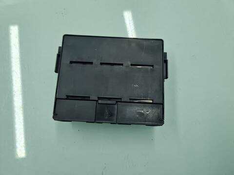 Foto 3ª: Caja Reles Fusibles Lexus GS 450 H 296CV 218KW [2GRFSE] (2007)