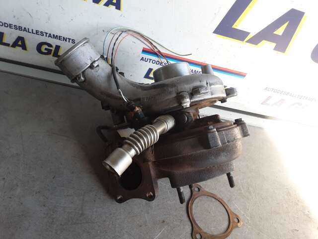 Foto 3ª: Turbocompresor Audi A6 3.0 TDI 239CV AVANT BERLINA 0CV [CDYA] (2009)