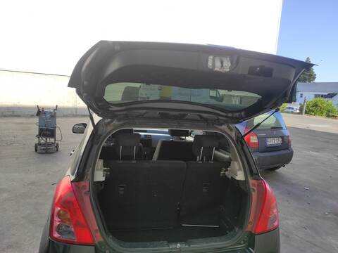 Foto 2ª: Portón Suzuki Swift M13A BERLINA (2009)