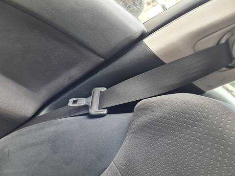 Cinturón Delantero Derecho Lexus IS 220D 177CV 130KW