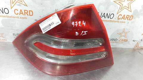 Foto 1ª: Piloto Trasero Izquierdo Mercedes Clase C 160 220 CDI 203.006) BERLINA 143CV 105KW [611962] (2000)