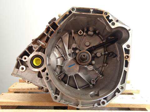 Foto 1ª: Caja Cambios Renault Clio 1.5 BLUE DCI 100 B7AD) 101CV 74KW (2022)