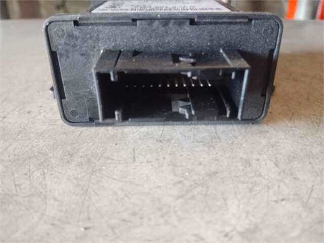 Foto 3ª: Centralita Faros Xenon Volkswagen Passat 2.0 TDI [CBDC]
