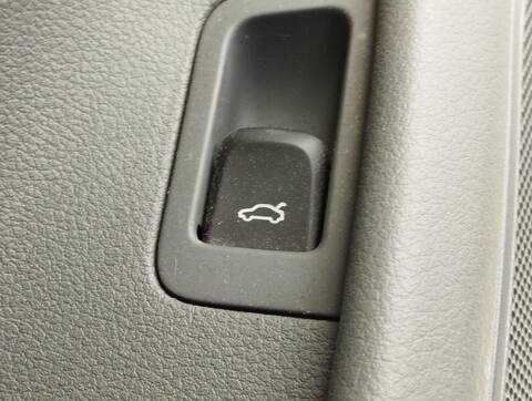 Foto 4ª: Tapizados Cartoneras Audi A6 2.0 TFSI AVANT 180CV 132KW [CDNB] (2013)