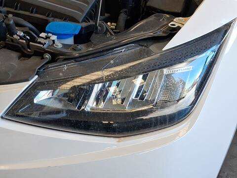 Faro Izquierdo Seat Ibiza 1.0 TSI 95CV 70KW