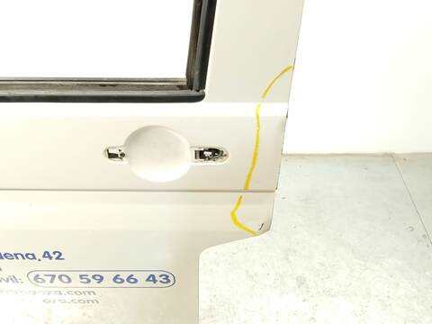 Foto 4ª: Puerta Delantera Izquierda Volkswagen Transporter 1.9 TDI 105CV 77KW FURGONETA [AXB] (2005)