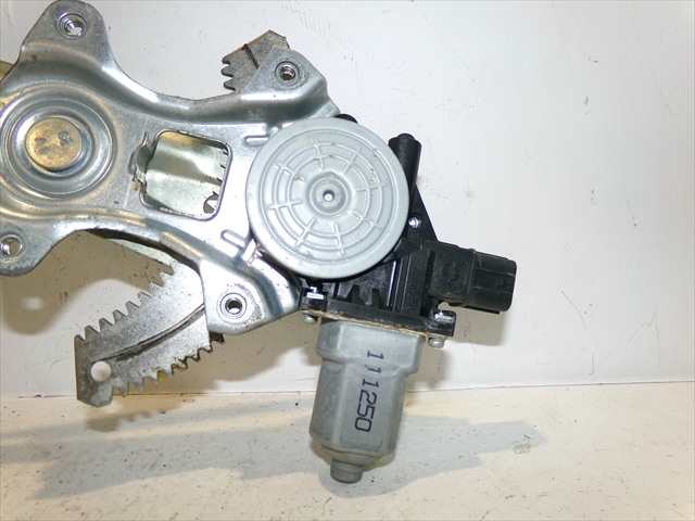 Foto 2ª: Elevalunas Eléctrico Delantero Derecho Mitsubishi ASX 1.8 D 2010-2012 [4N13] (2012)