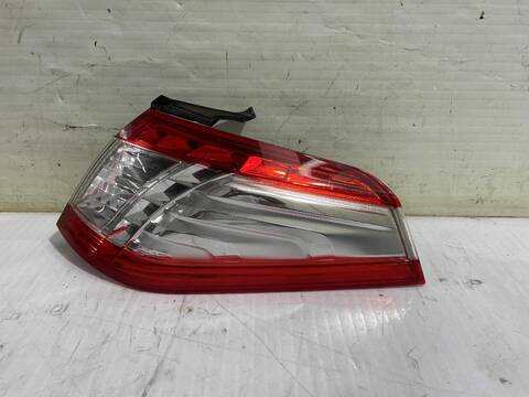 Piloto Trasero Derecho Peugeot 508 ALLURE 163CV