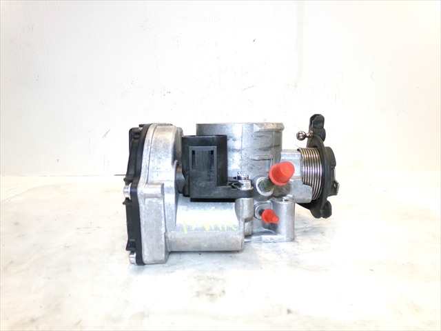 Foto 3ª: Caja Mariposa Audi A4 1.8 G 1994-2000 [ADR] (1997)