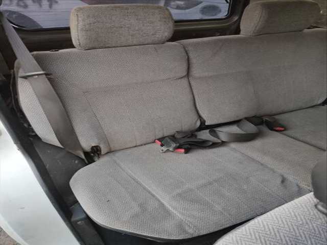 Asientos Traseros Suzuki Vitara 1.6 LARGO JLX) 97CV 71KW