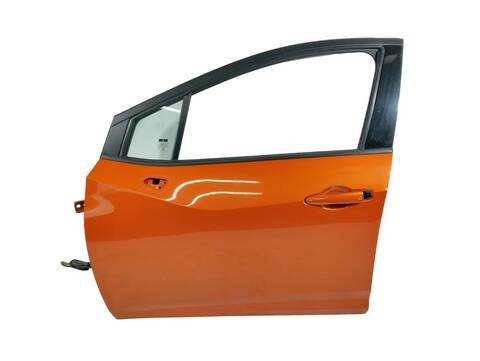 Foto 2ª: Puerta Trasera Izquierda Nissan Micra ACENTA 1 DCI TD CAT 90CV (2017)