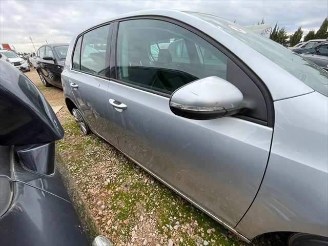 Foto 2ª: Puerta Delantera Derecha Volkswagen Golf 1.6 TDI 105cv [CAY] (2011)