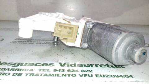 Foto 3ª: Elevalunas Eléctrico Delantero Izquierdo Mercedes Clase ML 63 6.2 AMG V8 510CV 375KW W164) AUT. 164.177) M156 E63 [M156980] (2006)