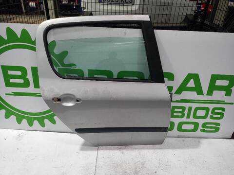 Puerta Trasera Derecha Peugeot 307 XN 109CV